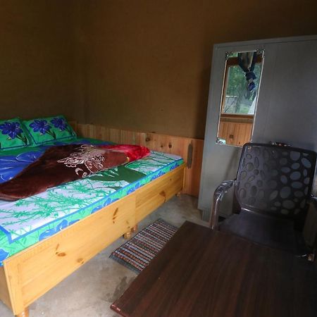 Tirthan Hilltop Home Stay Banjar Exterior photo